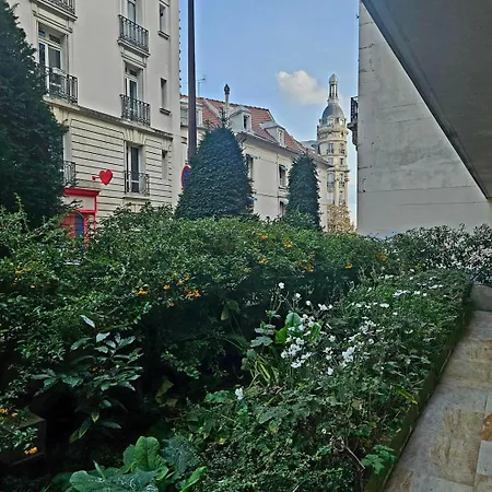 Guestready - Charming Retreat Near Eiffel Tower *
