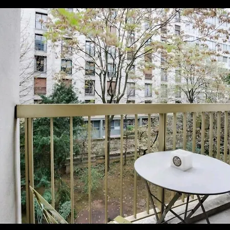 Daire Guestready - Charming Retreat Near Eiffel Tower Paris