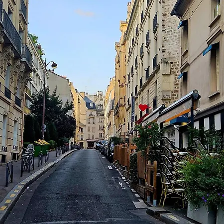 Daire Guestready - Charming Retreat Near Eiffel Tower Paris